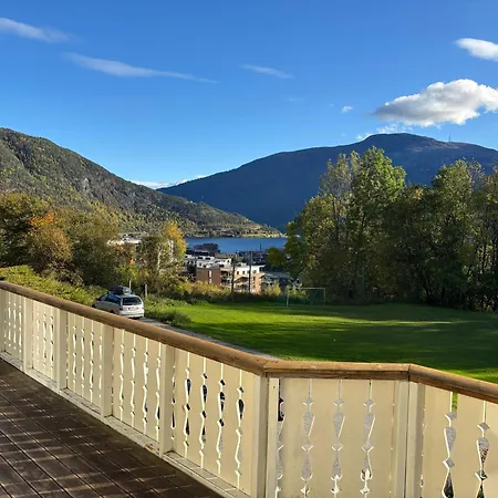 Solsiden Lejlighed *