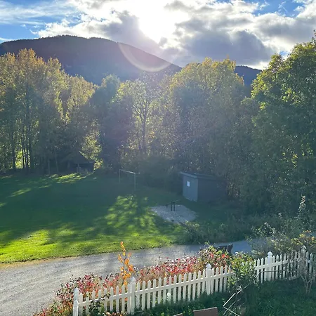 Solsiden Apartament *
